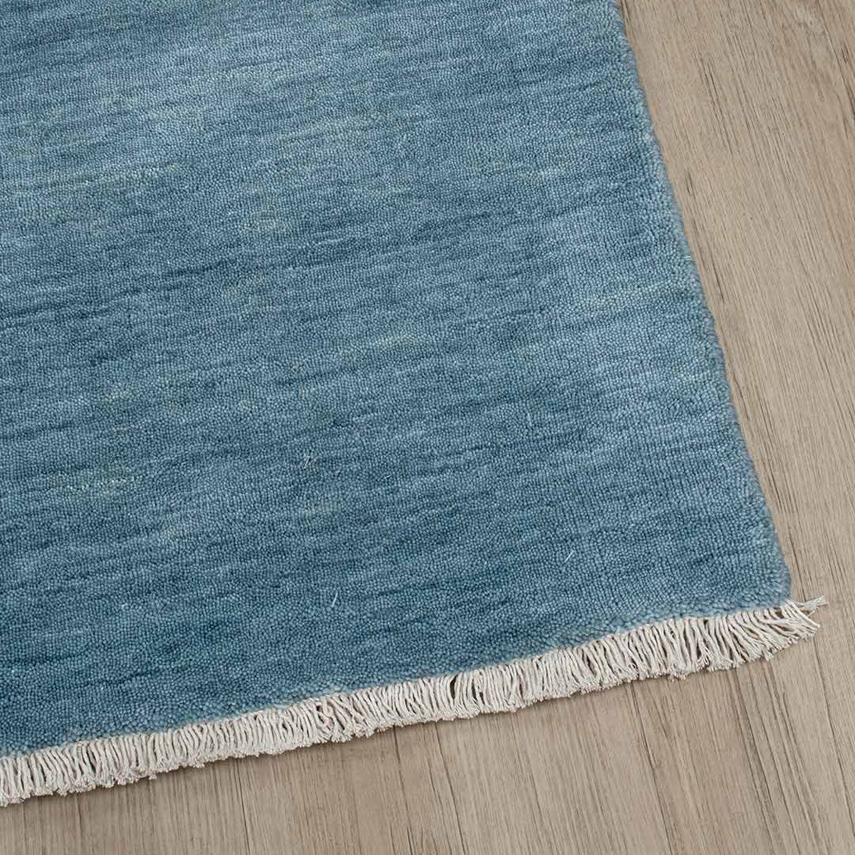 Diva Rug (Sky Blue)