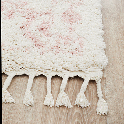 Saffron 33 Rug (Pink)