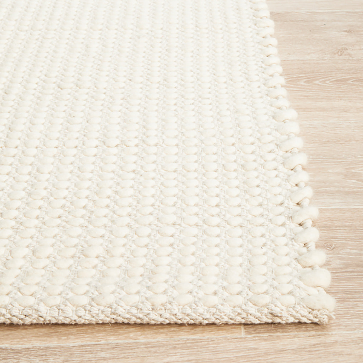 Skandi 300 Rug (White)