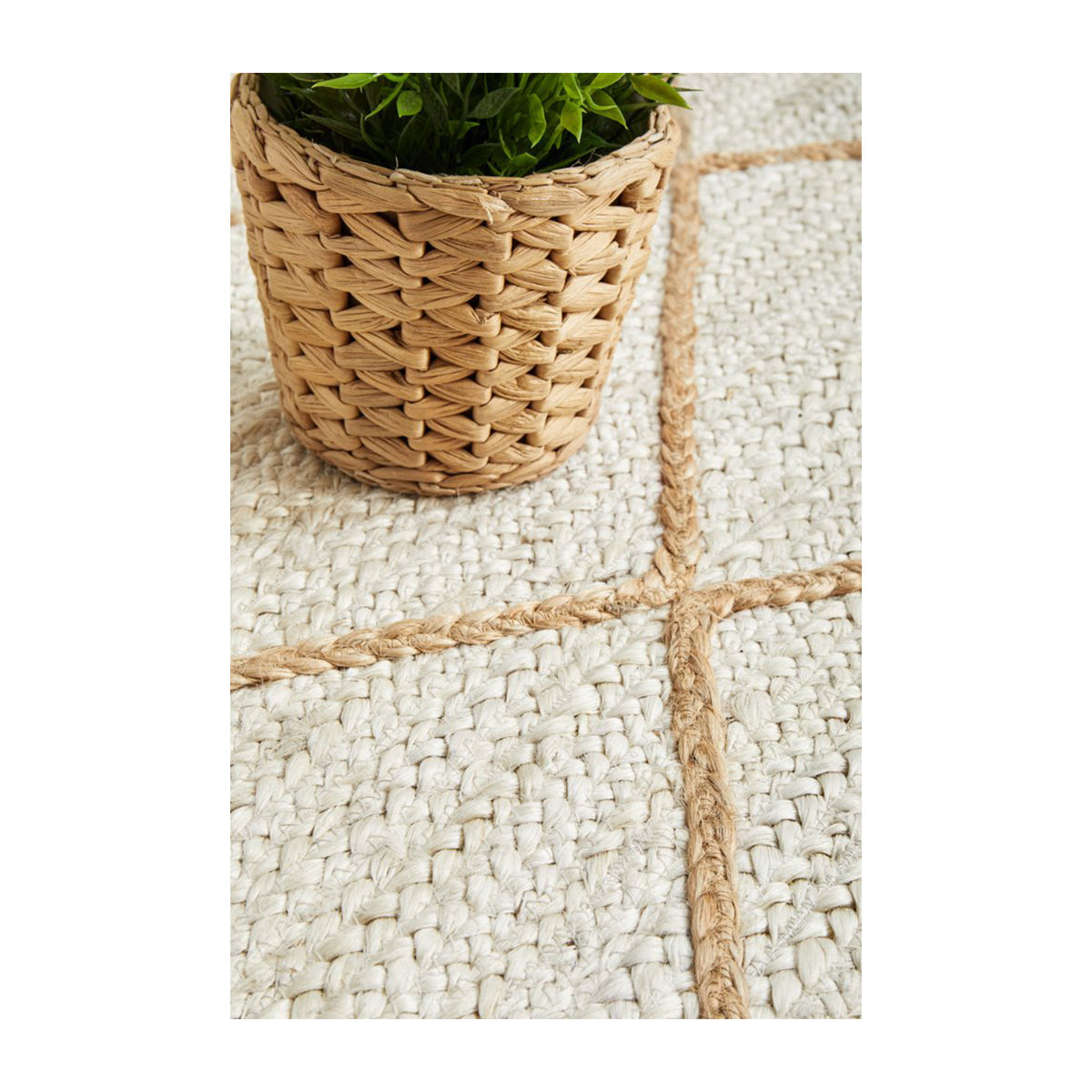 Noosa 222 Runner Rug (White)
