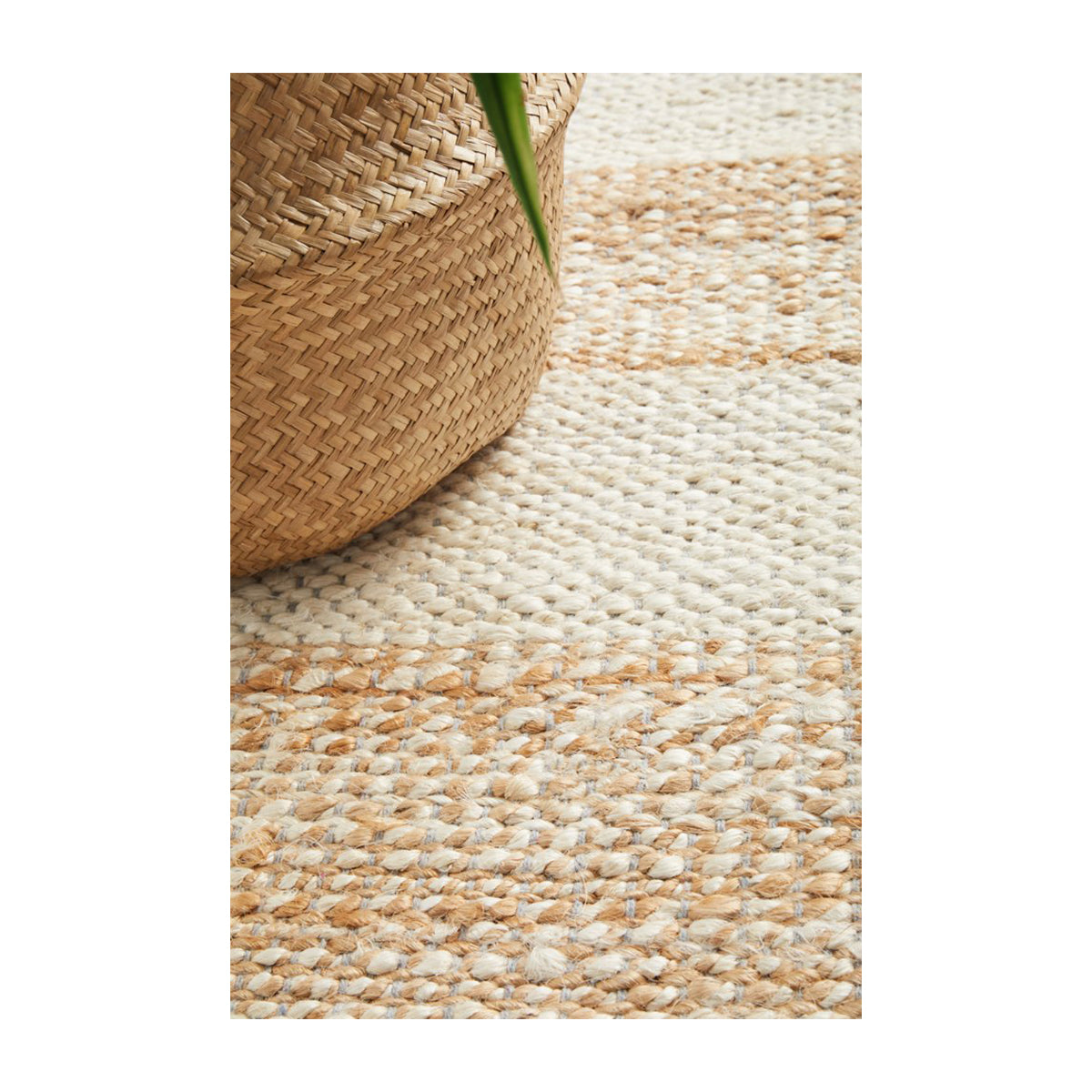 Noosa 555 Runner Rug (Natural, White)