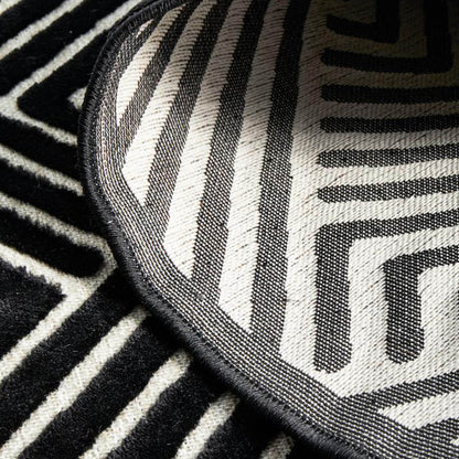 York Runner Rug (Black/Gold)