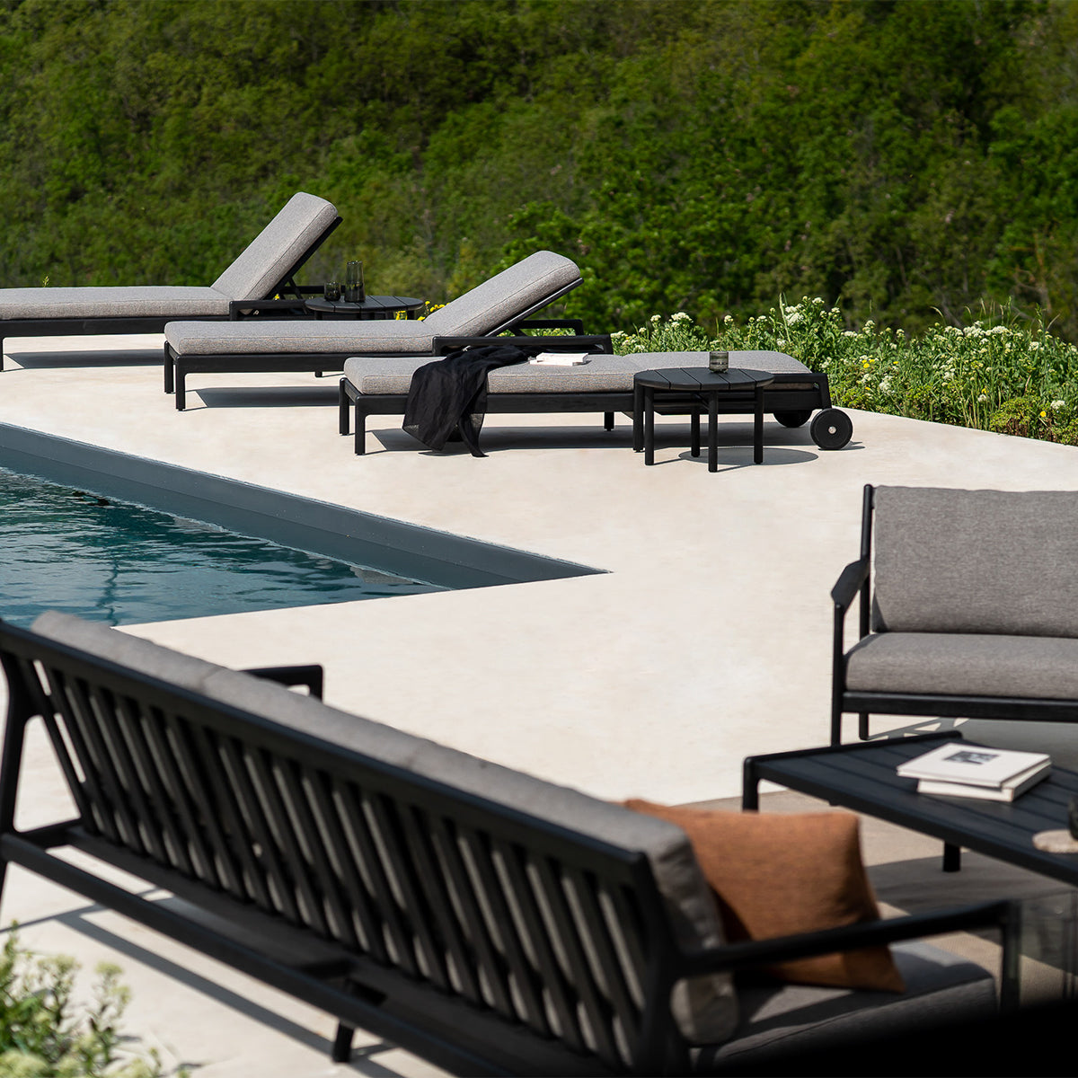 Jack Outdoor Fabric 4 Seater Sofa (Teak Black, Mocha)