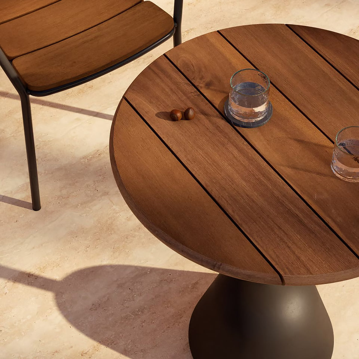 Saura Round Outdoor Dining Table (Black, 70cm)