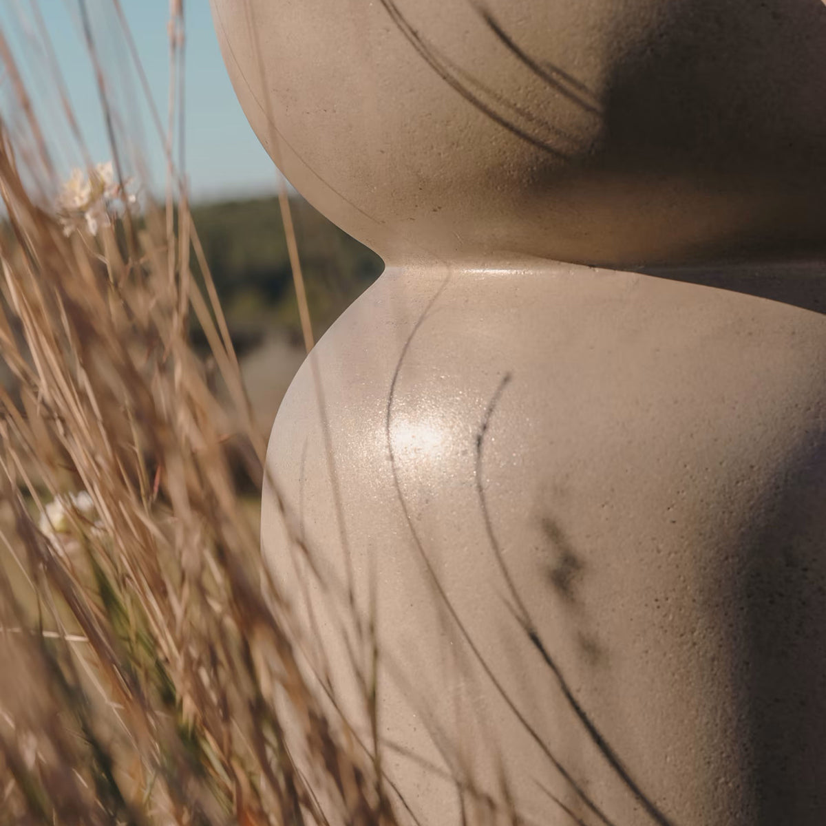 Garbet Outdoor Round Side Table