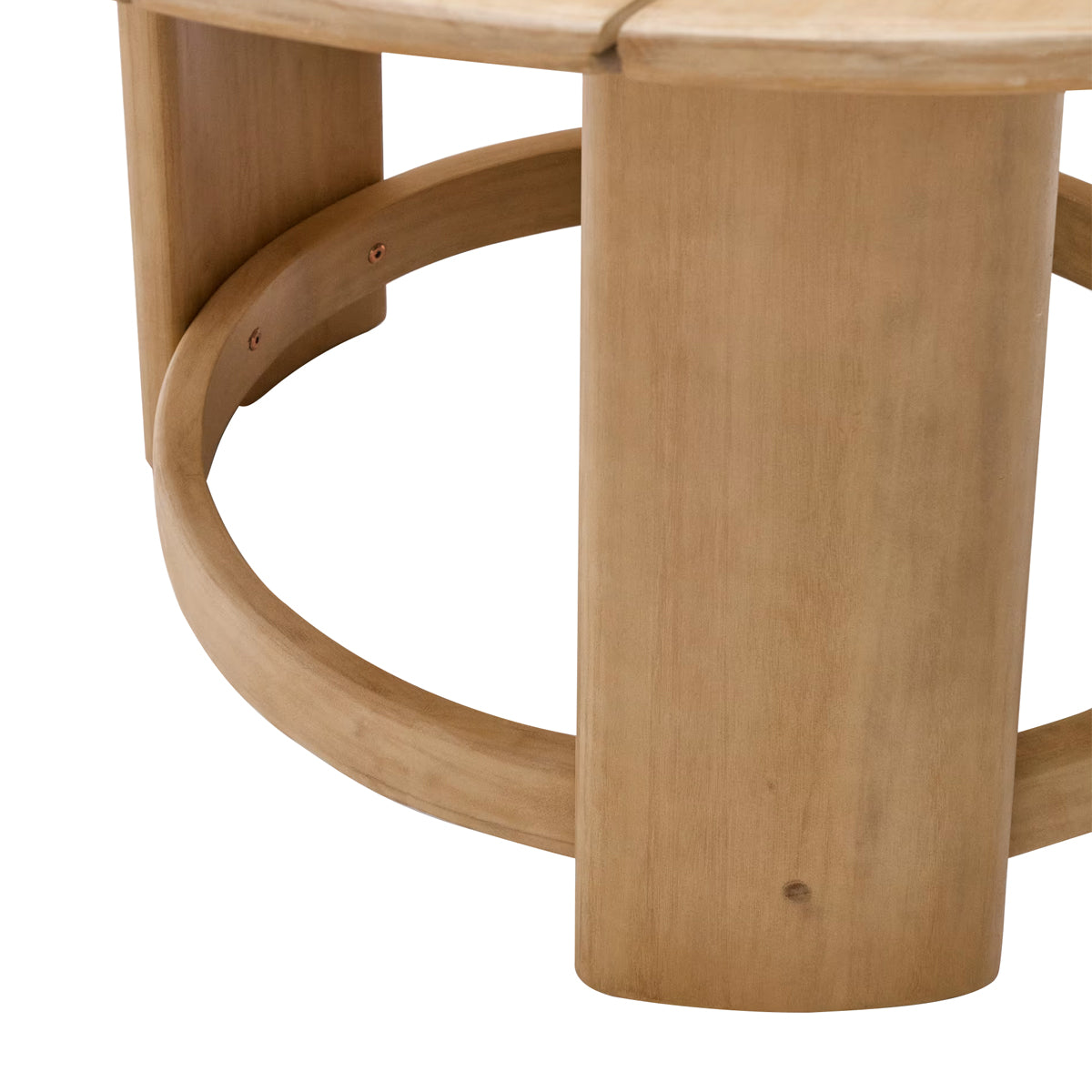 Xoriguer Round Dining Table (Eucalyptus)