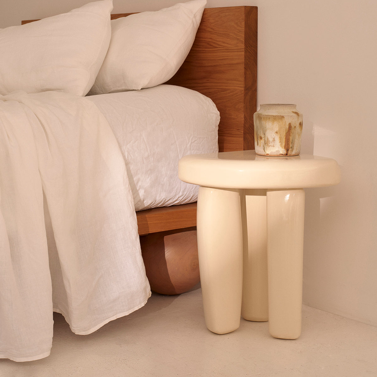 Yoko King Bed (Oak Natural)