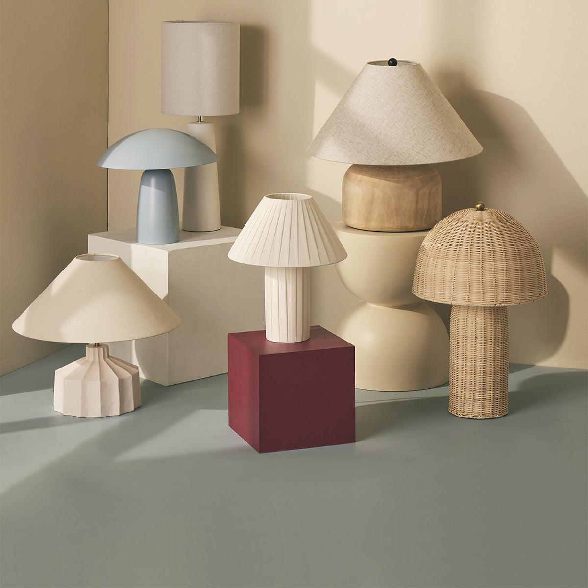 Dover Table Lamp (Beige)