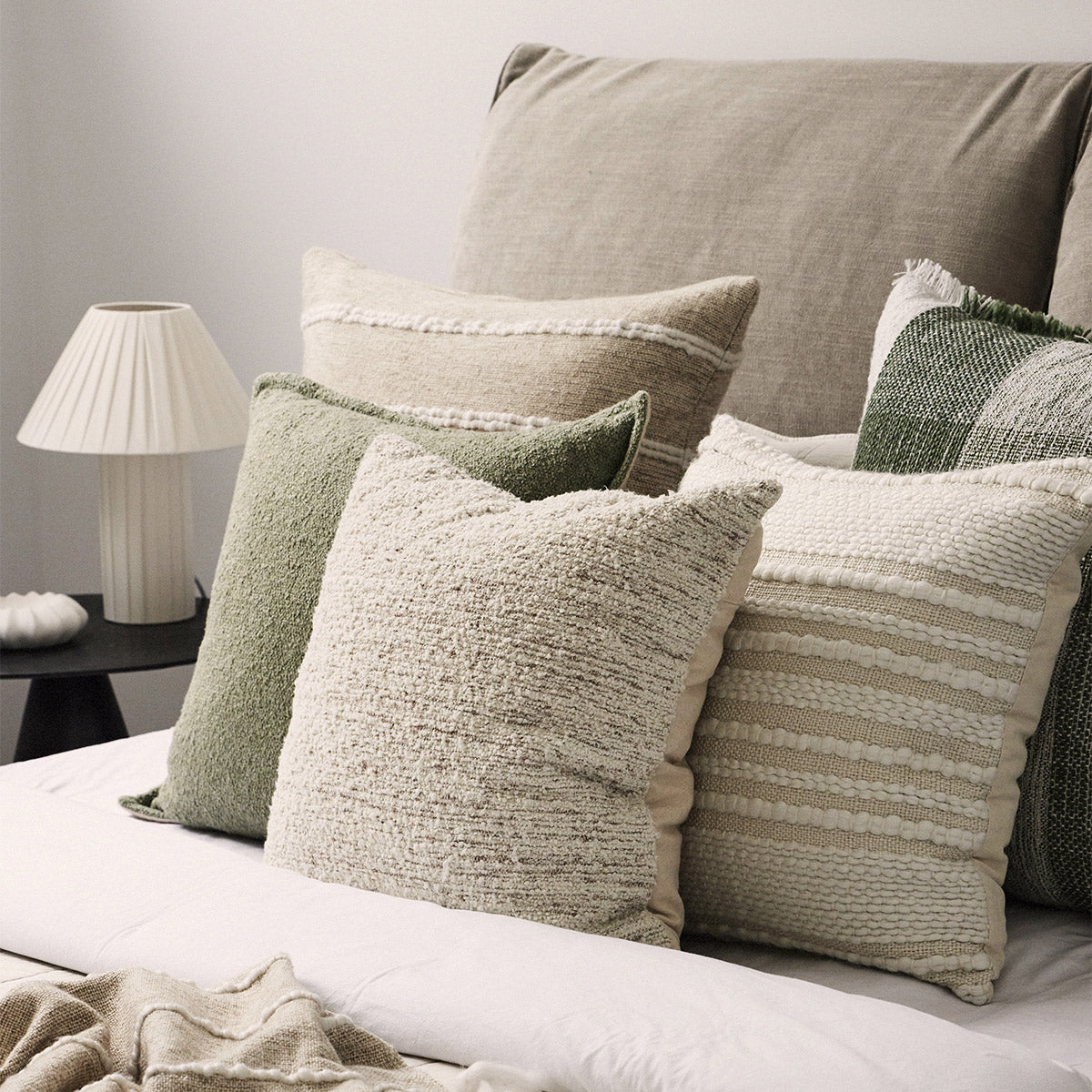 Dover Table Lamp (Beige)