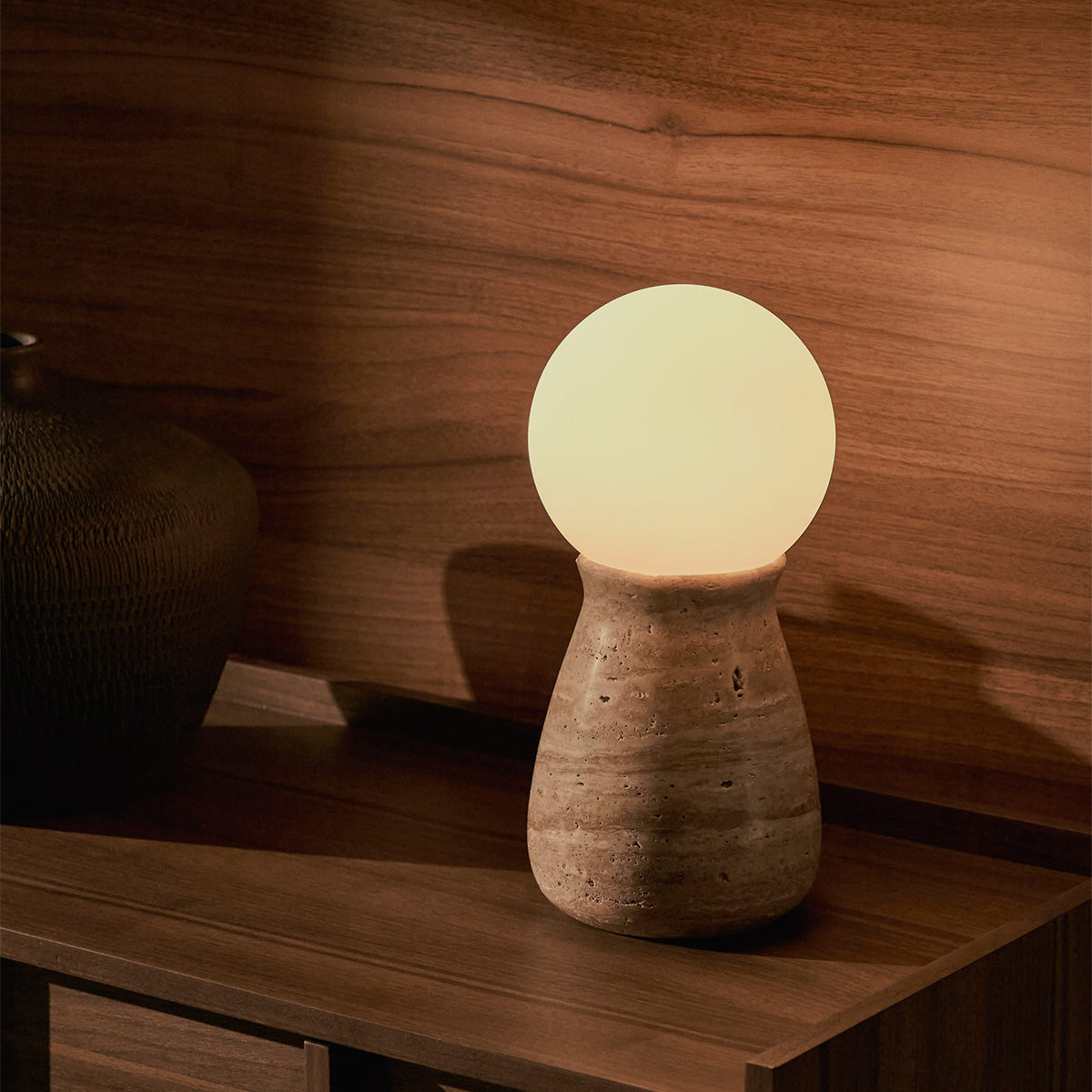 Okeni Table Lamp