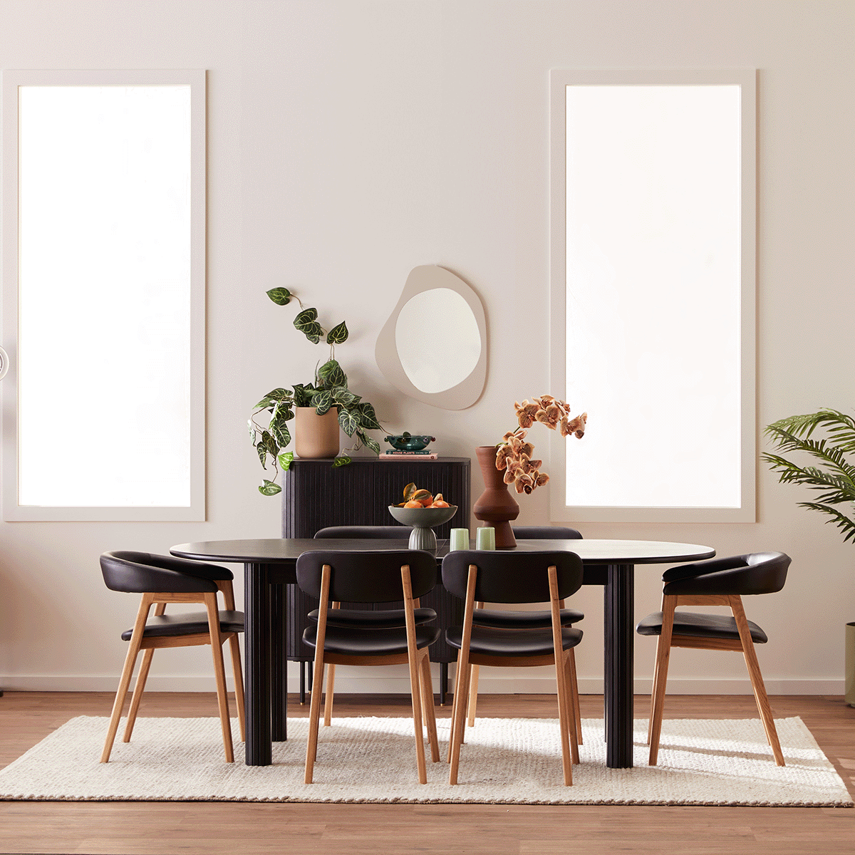 Noir Oval Extendable Dining Table (200cm)