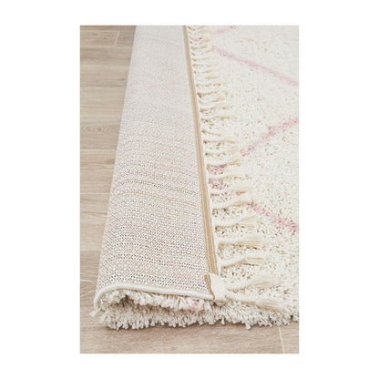 Saffron 22 Rug (Pink)